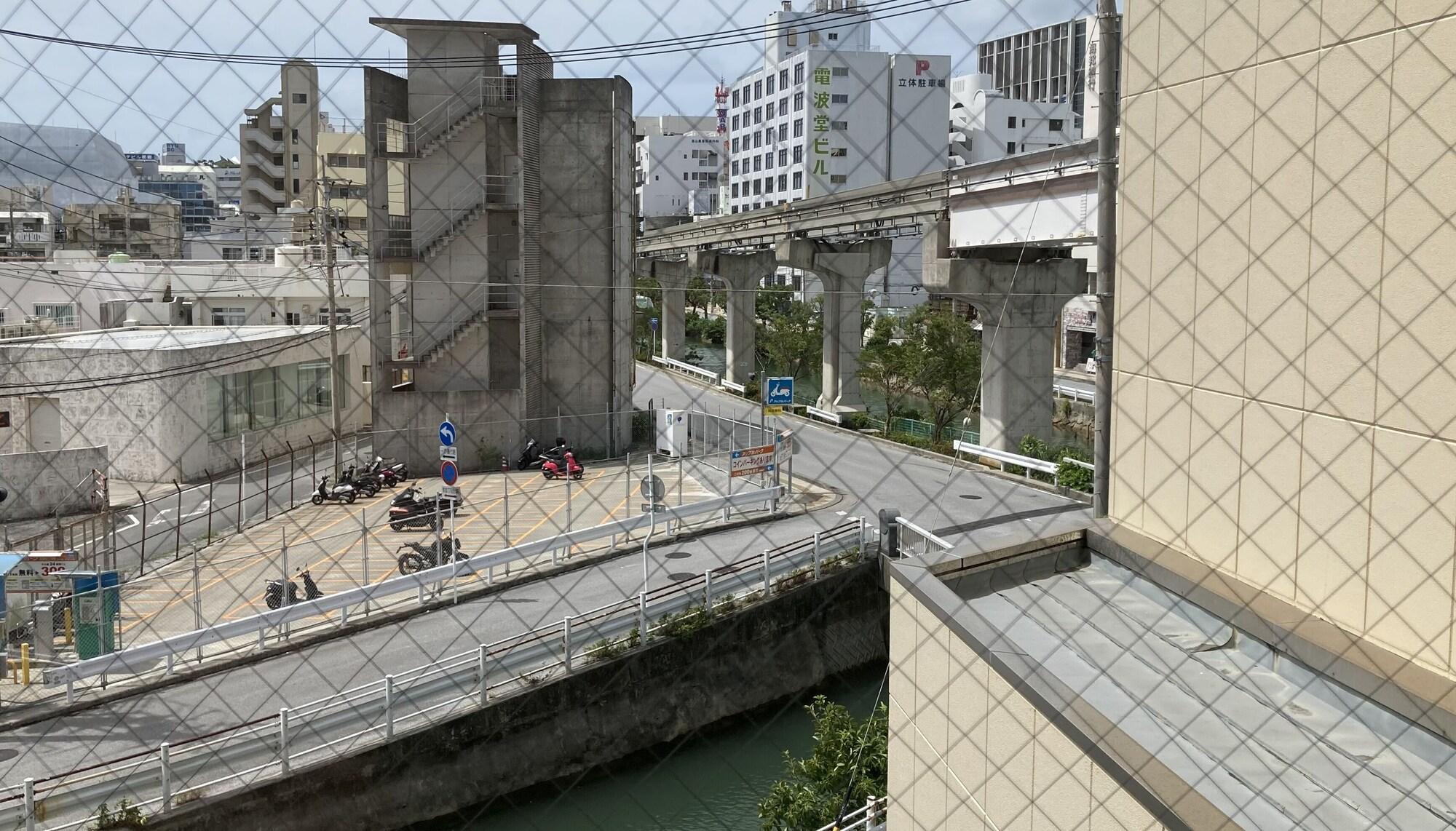 Toyoko Inn Okinawa Naha Kokusai-Dori Miebashi-Eki מראה חיצוני תמונה