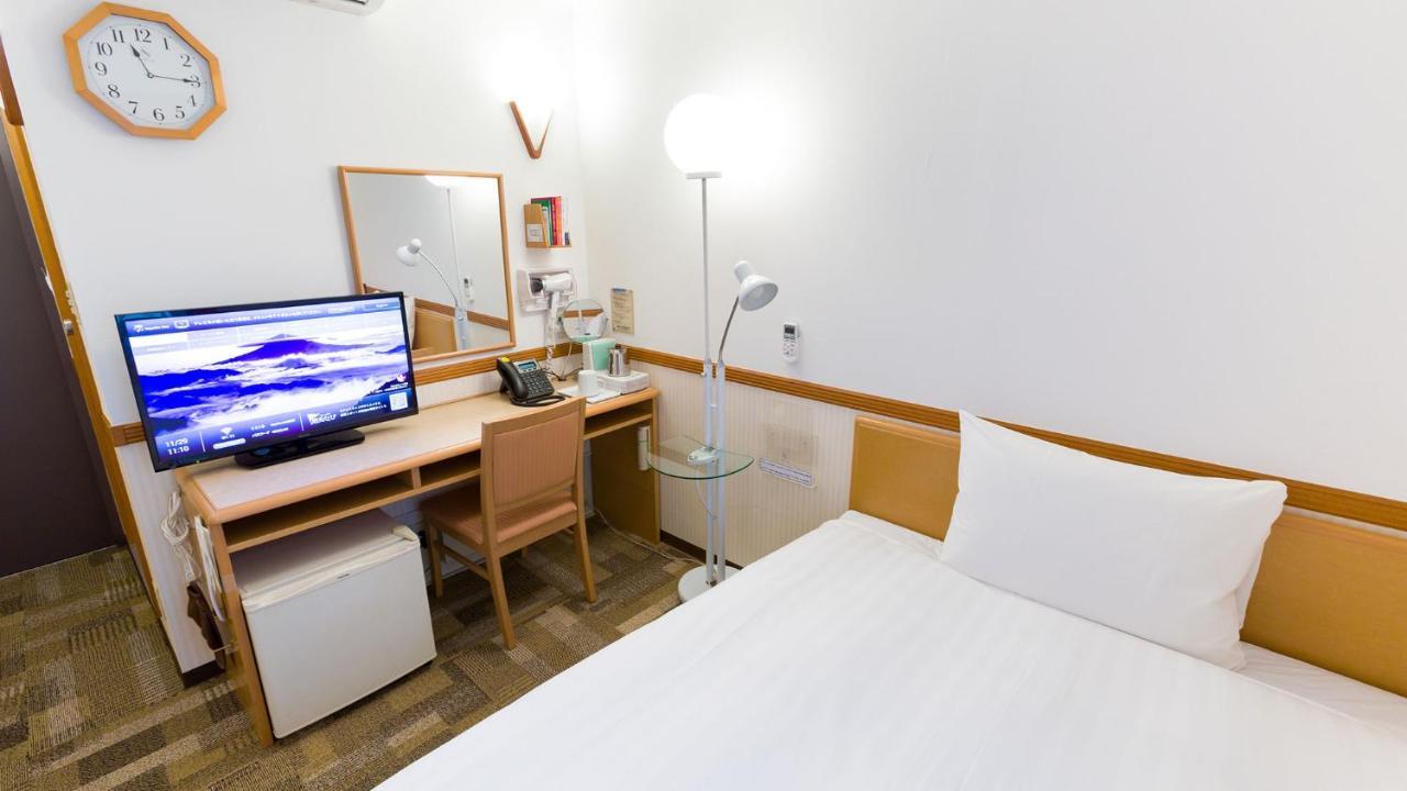 Toyoko Inn Okinawa Naha Kokusai-Dori Miebashi-Eki מראה חיצוני תמונה