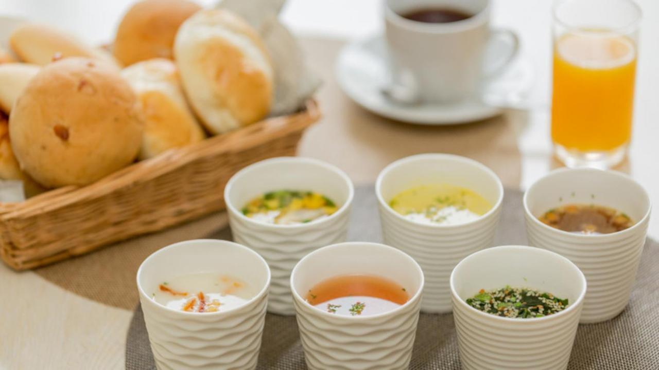 Toyoko Inn Okinawa Naha Kokusai-Dori Miebashi-Eki מראה חיצוני תמונה