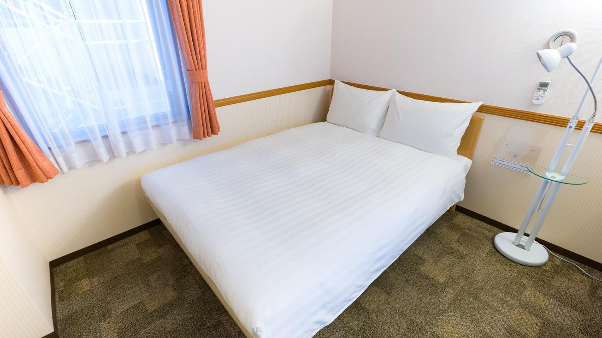 Toyoko Inn Okinawa Naha Kokusai-Dori Miebashi-Eki חדר תמונה
