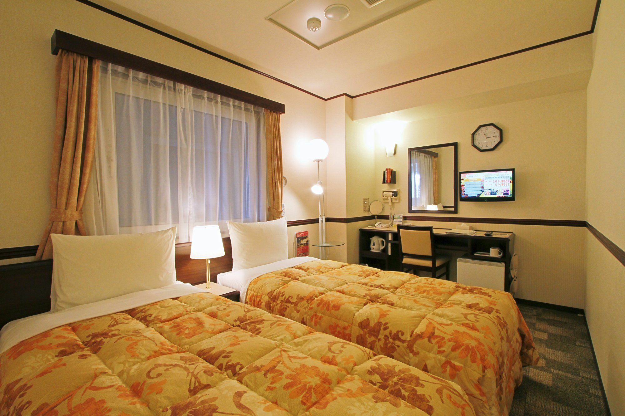 Toyoko Inn Okinawa Naha Kokusai-Dori Miebashi-Eki מראה חיצוני תמונה