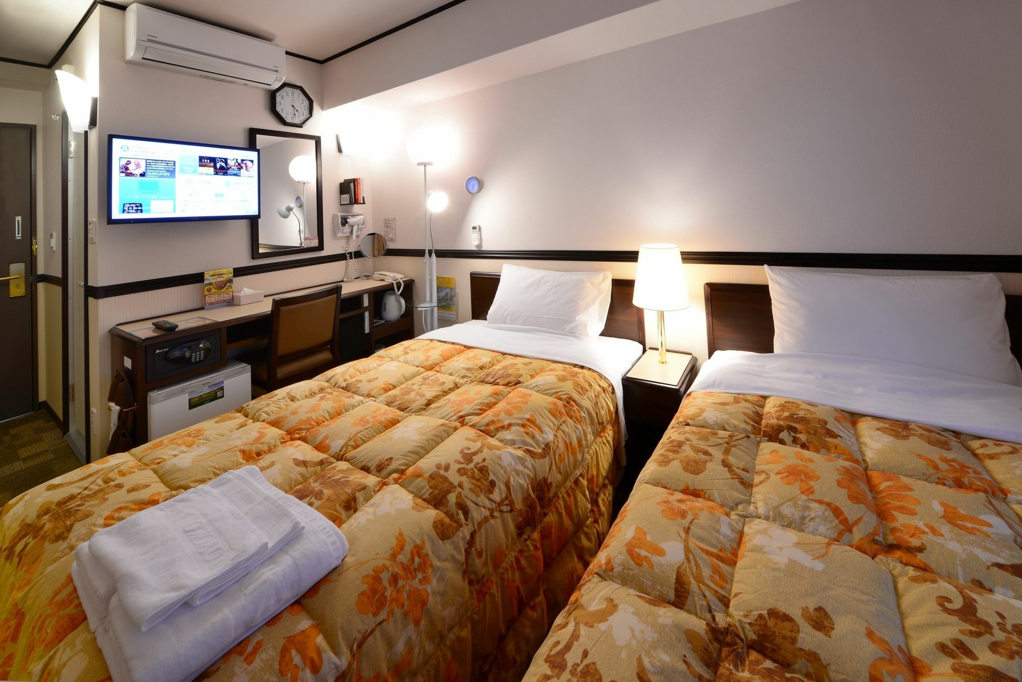 Toyoko Inn Okinawa Naha Kokusai-Dori Miebashi-Eki מראה חיצוני תמונה